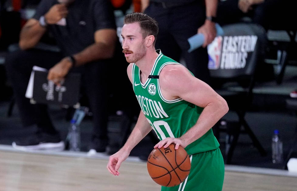 黄蜂队宣布与球员戈登-海沃德续约三年的简单介绍 黄蜂队宣布与球员戈登-海沃德续约三年的简单介绍