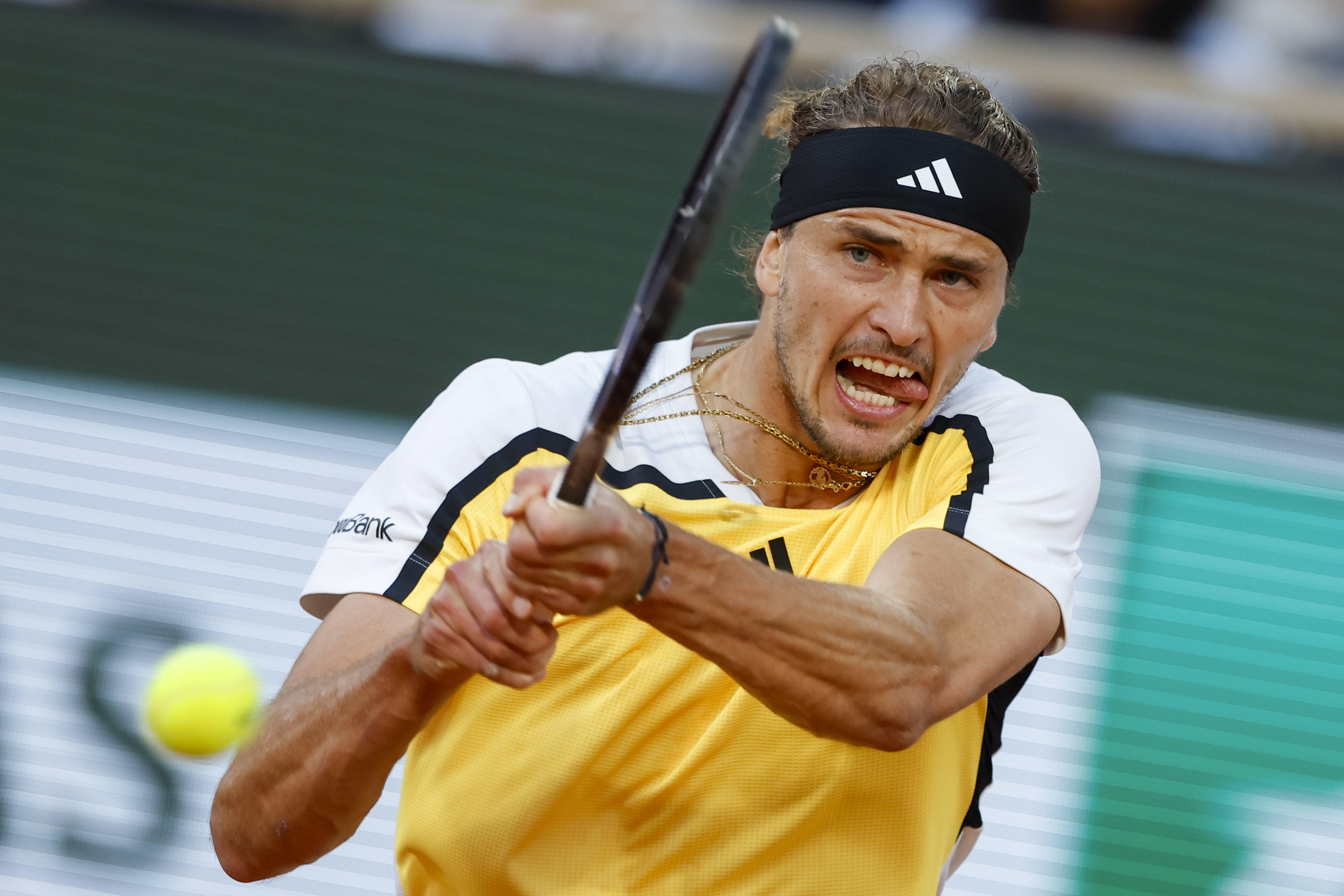 澳大利亚网球队翻盘意大利网球队,兹维列夫爆发神勇的简单介绍 澳大利亚网球队翻盘意大利网球队,兹维列夫爆发神勇的简单介绍