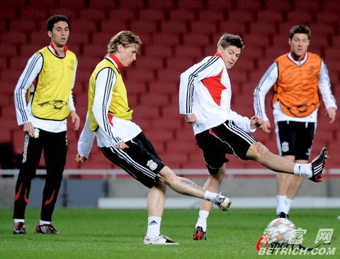 关于青年队战斗力下滑，备战冠军杯成骨折的信息