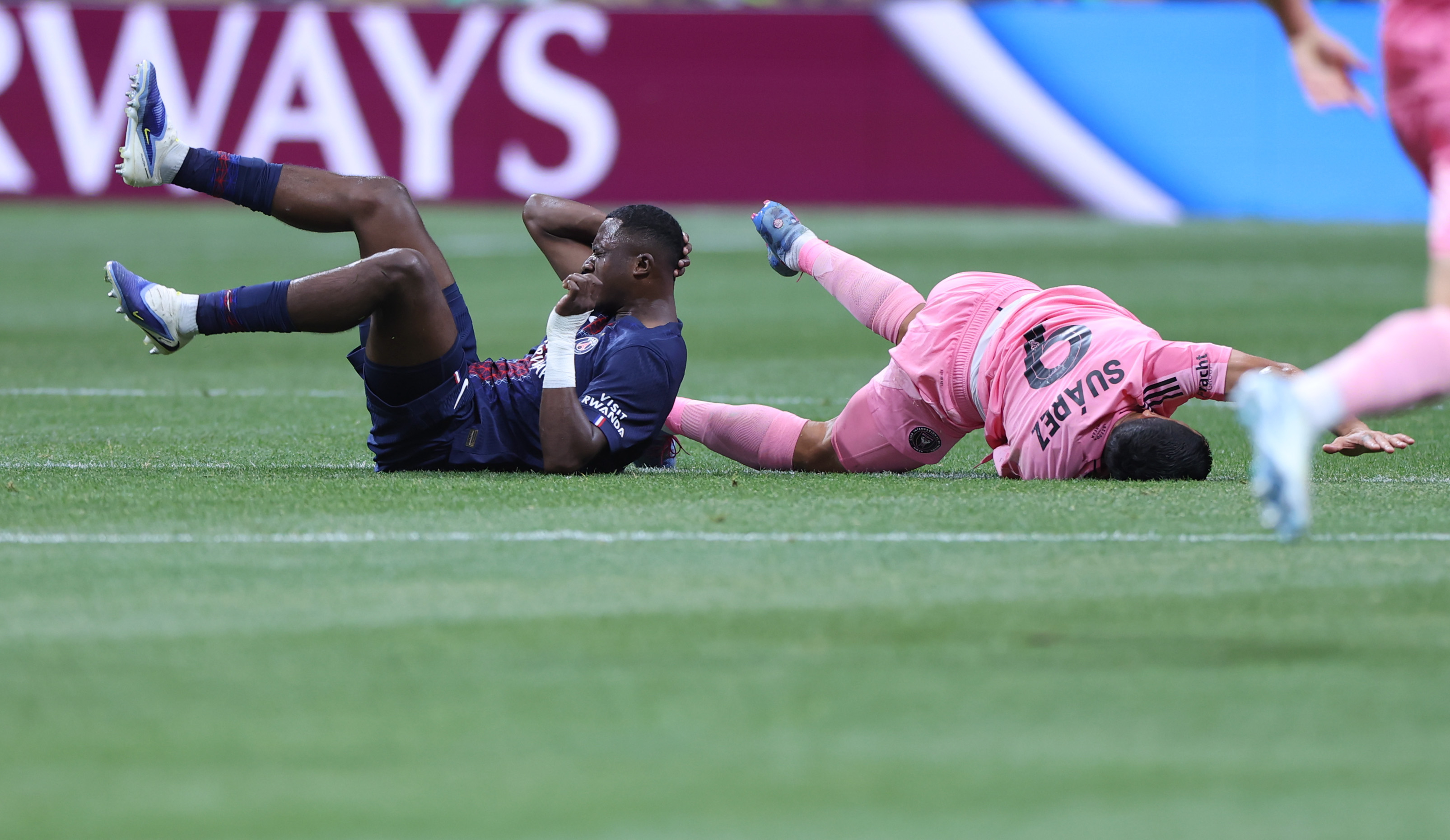 巴黎圣日耳曼压制对手，赢得惊心动魄的胜利的简单介绍