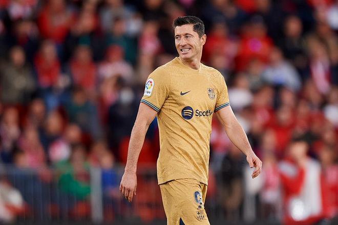 九游娱乐网站-阿尔梅里亚实力堪忧，遭遇连败困境的简单介绍