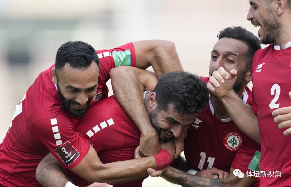 包含英雄之路，刚毅努力竞赛成功晋级的词条