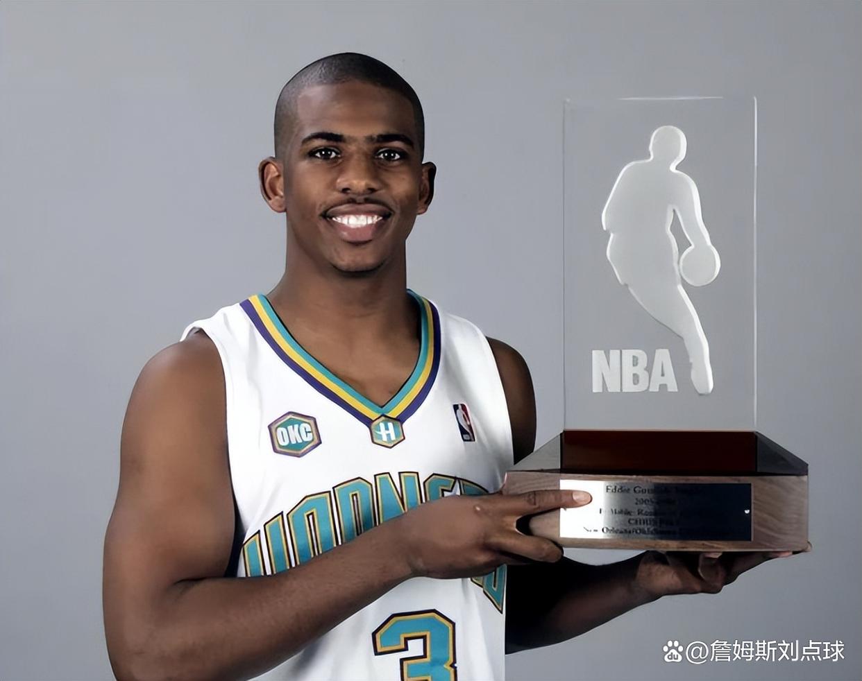 MVP球员在比赛中连续拿高分,稳坐得分王宝座的简单介绍 MVP球员在比赛中连续拿高分,稳坐得分王宝座的简单介绍