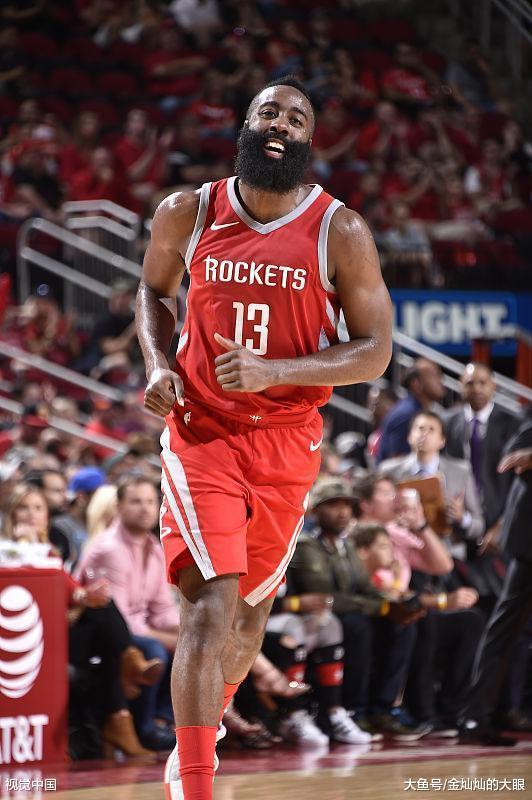 关于曼彻斯特城首战失利，小组出线前景蒙阴霾的信息