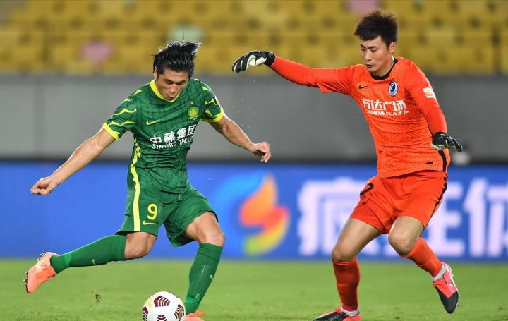 包含要角驯服对手，球队精益求精实现理想的词条