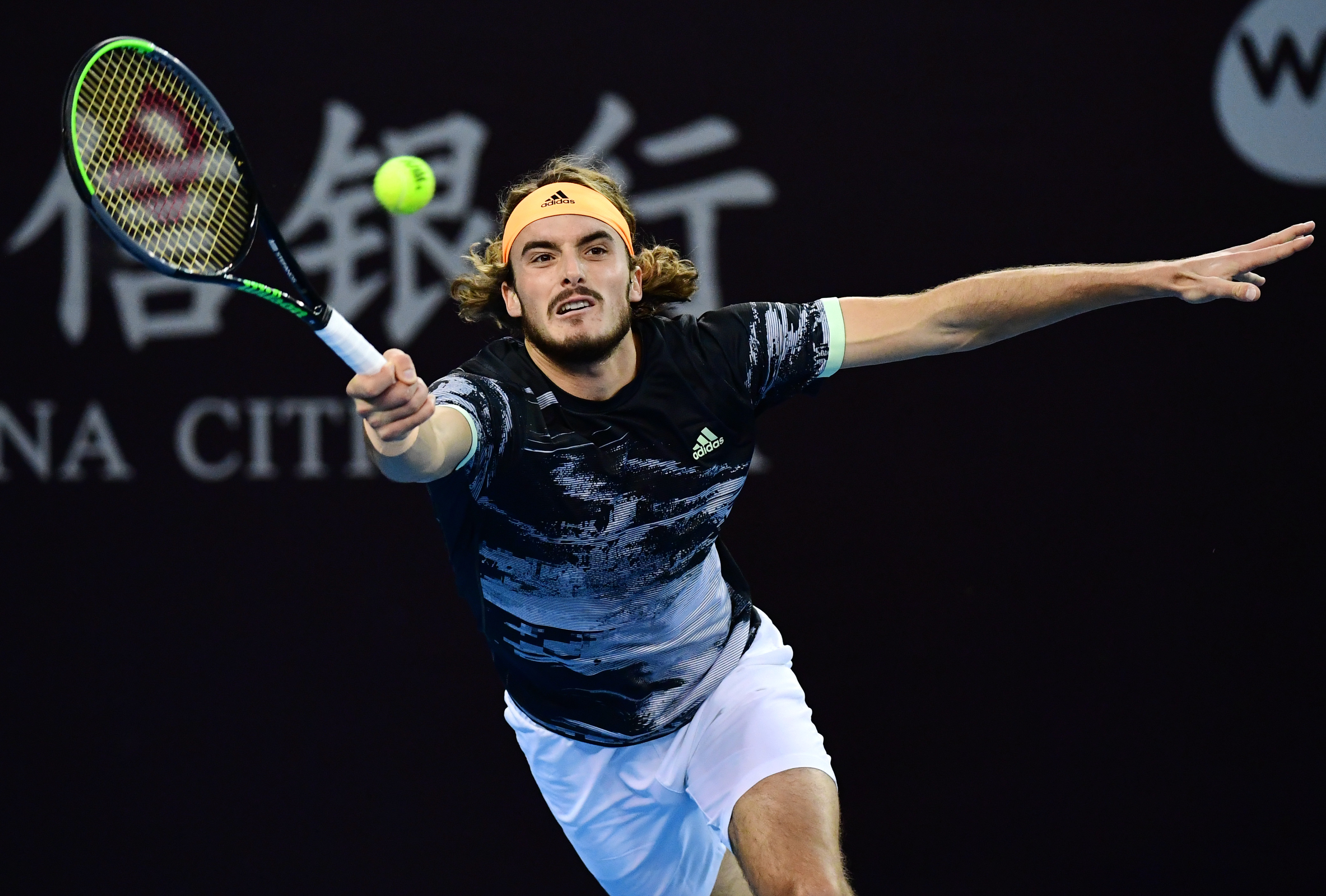 欧洲网球队鏖战意大利网球队,西西帕斯惊艳世界 欧洲网球队鏖战意大利网球队,西西帕斯惊艳世界