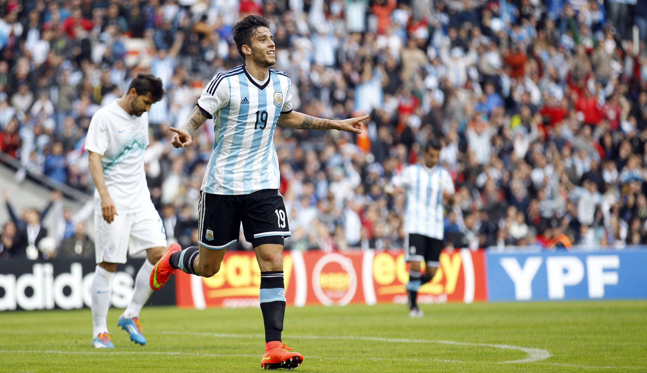 九游娱乐网页-丹麦险胜国际米兰,阿尔瓦雷斯扛起全队