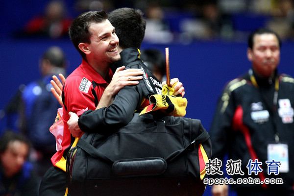 德国队力克中国队,波尔带队取胜 德国队力克中国队,波尔带队取胜