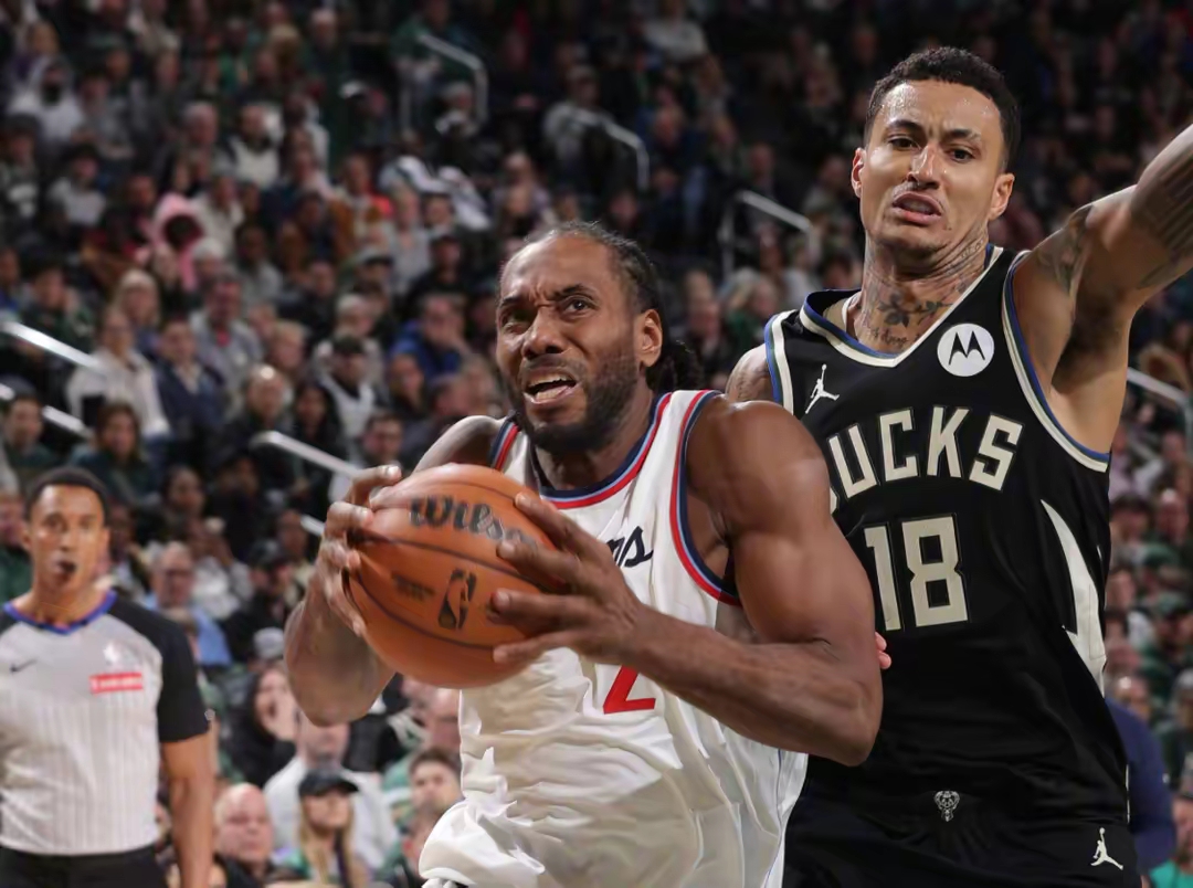 雄鹿完胜快船，麦科勒姆惊艳四座