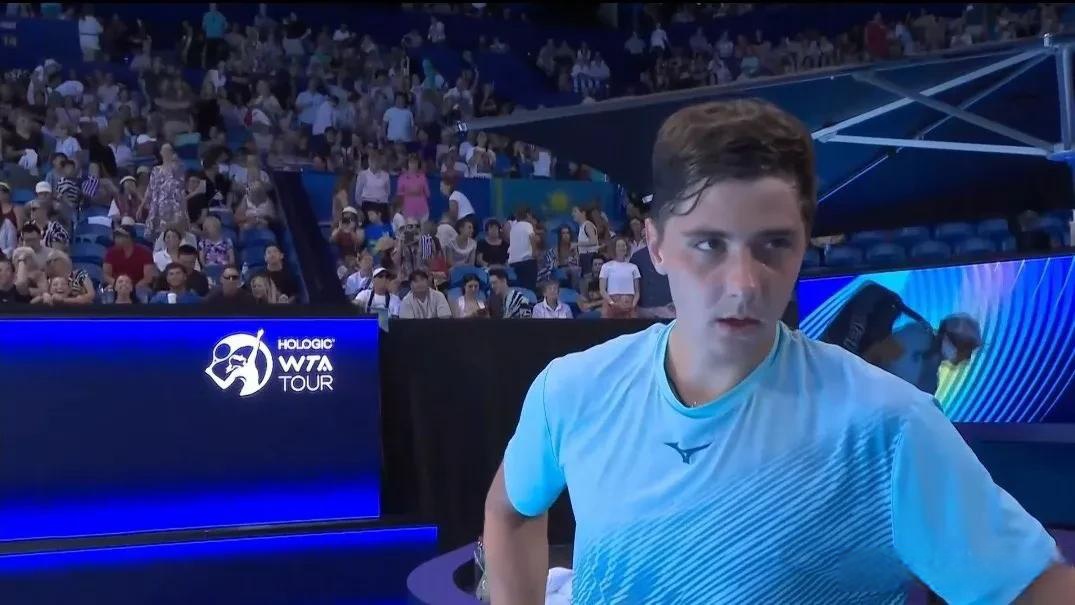 美网力克联合杯,西西帕斯带队取胜的简单介绍 美网力克联合杯,西西帕斯带队取胜的简单介绍