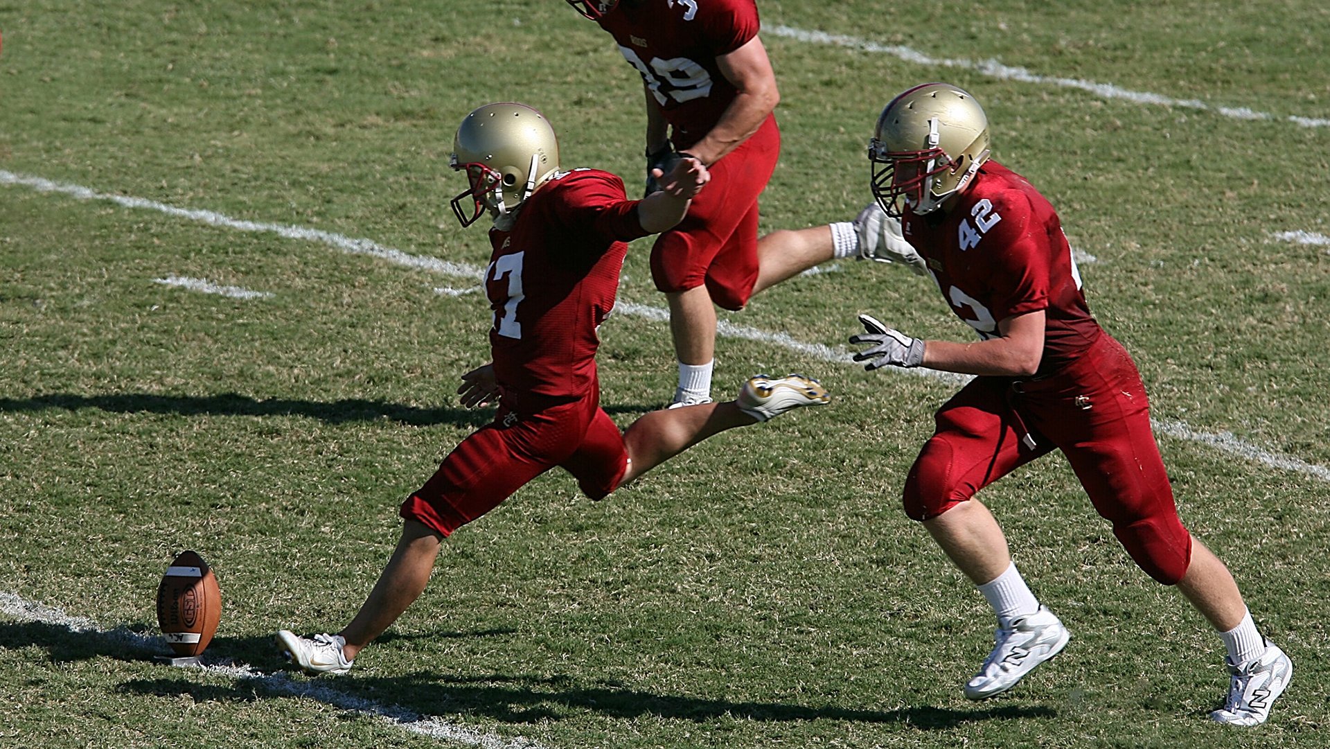 马琳的战术魔法，日本队逆境翻盘韩国，诠释足球的不可预测之美